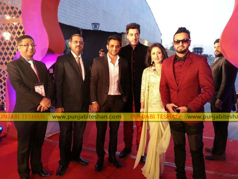 PTC Film Awards 2015 Roshan Prince And Harish Verma Red Carpet